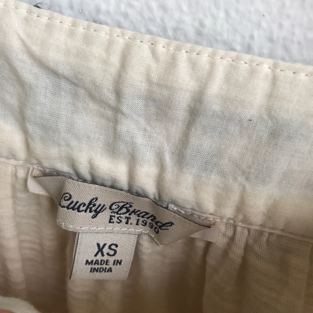 Embroidered top - Picture 3 of 3